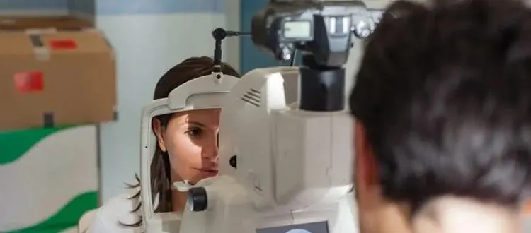 eye checking